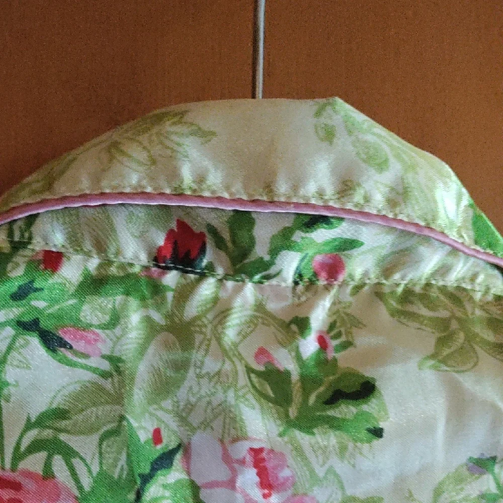 Robert Louis Green and Pink Floral Pajama Set - Picture 7 of 7